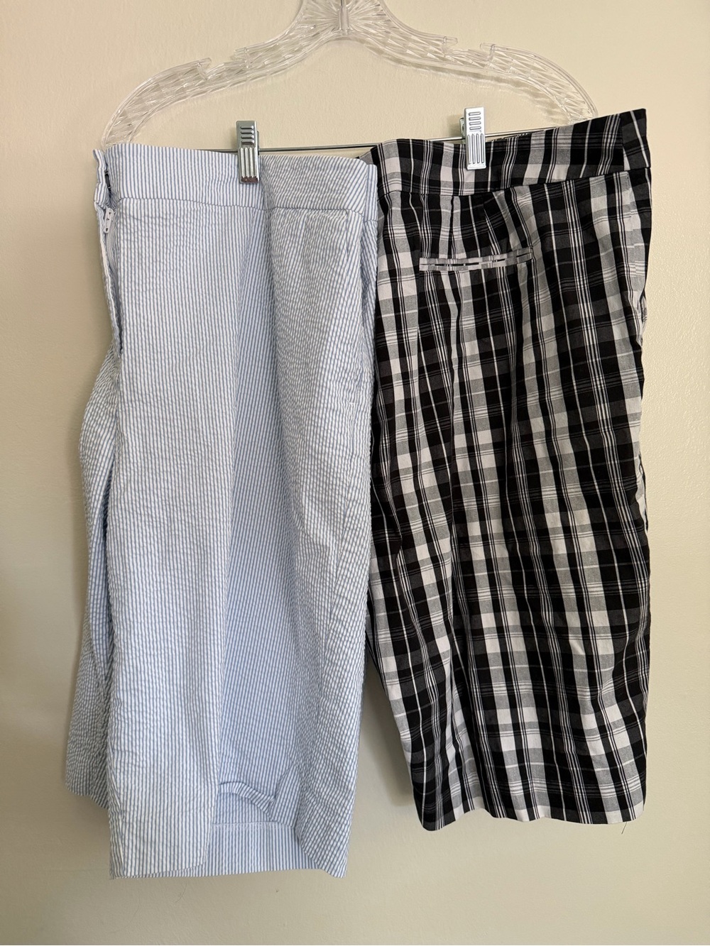JONES NEW YORK 2 Pairs Of Bermuda Shorts - Women’s Size 18 - Seersucker / Plaid